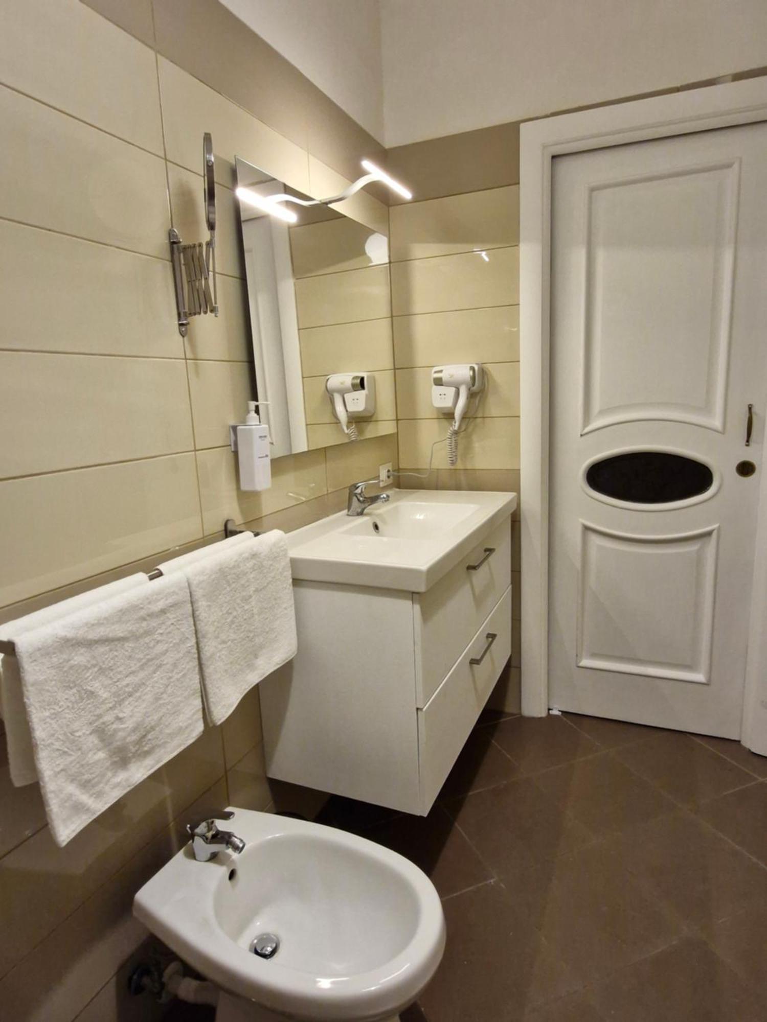 Casasofi Apartment Naples Luaran gambar